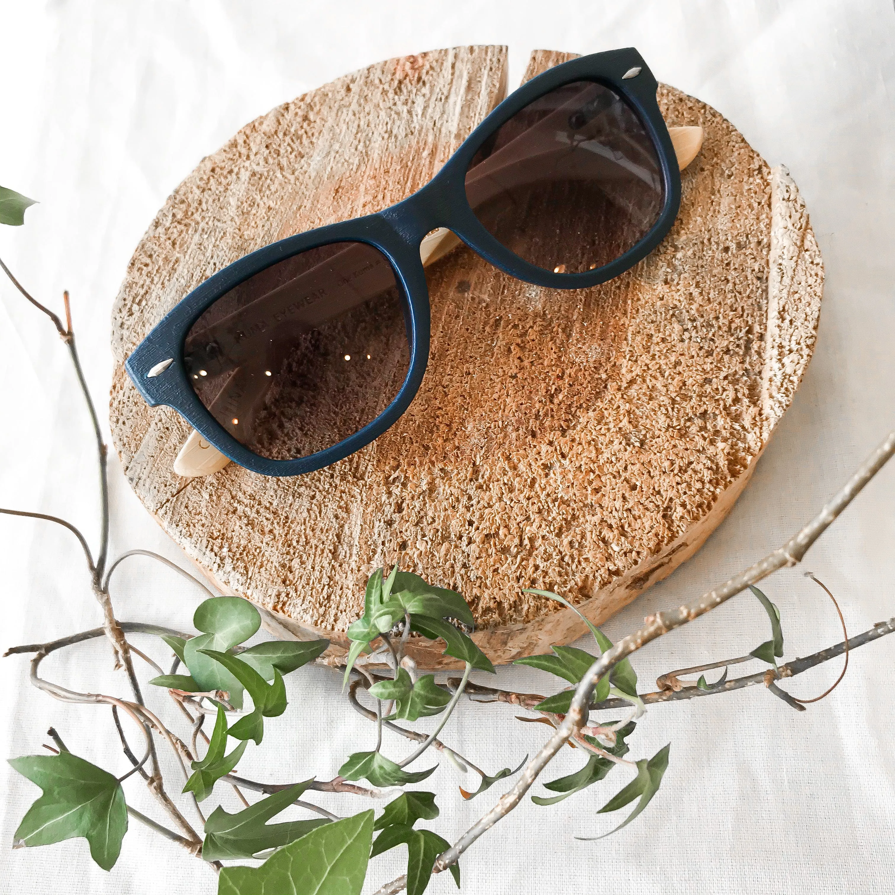 Kuma sunglasses | Arbutus