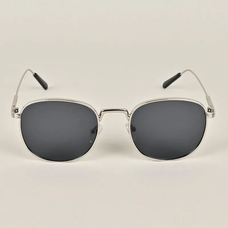 Modern Noir Round Sunglasses