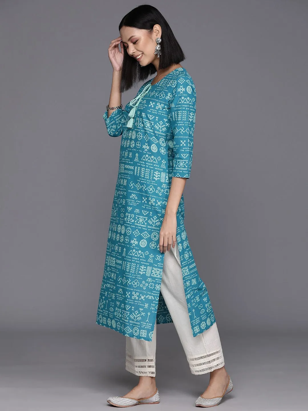 Varanga Women Blue & Off White Printed Straight Kurta